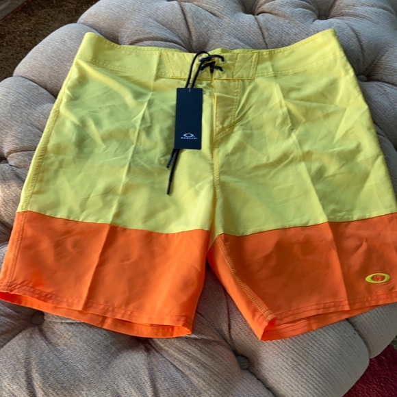 Oakley Other - Oakley men’s board shorts